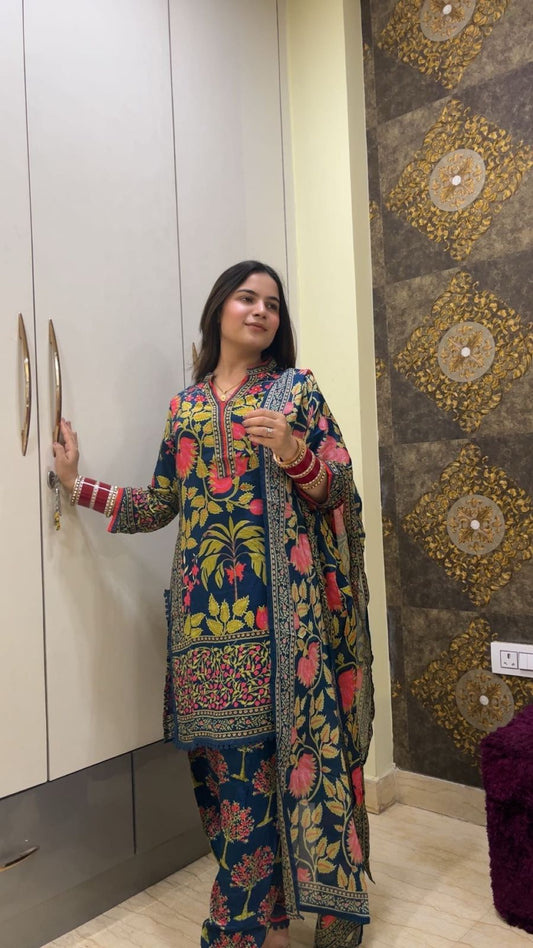 Women's Crepe Floral Print | Kurta Set with Dupatta