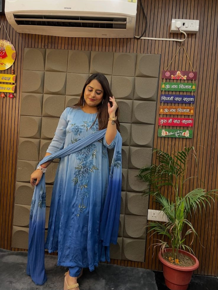 Blossoms Breathe in Soft Shades TT036