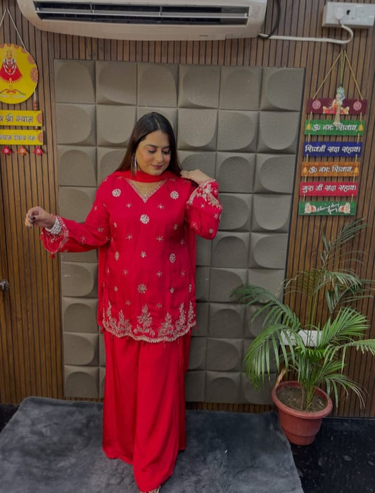 Red Radiance with Festive Sparkle TT038