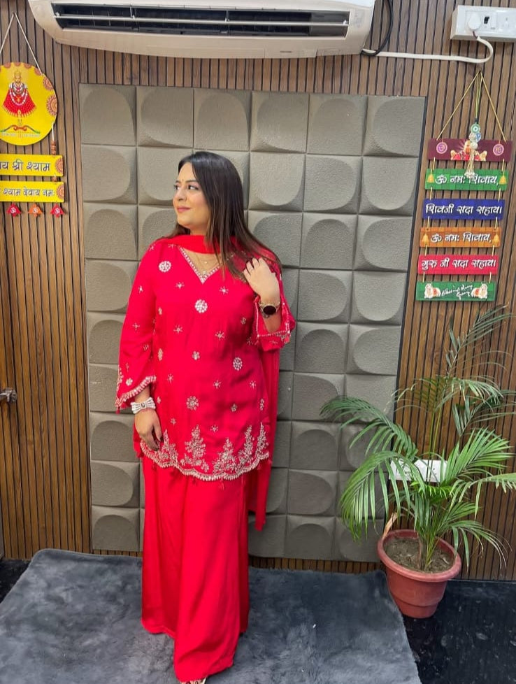 Red Radiance with Festive Sparkle TT038