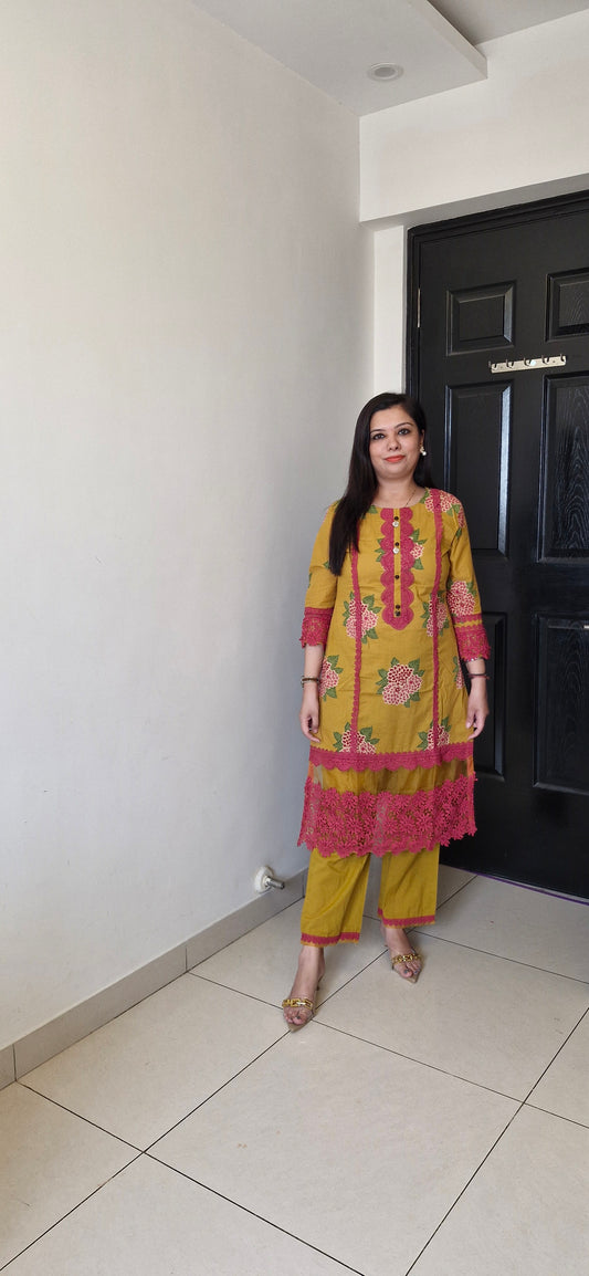 Elegant Pakistani Suit Set TT134