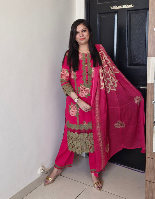 Elegant Pakistani Suit Set TT134