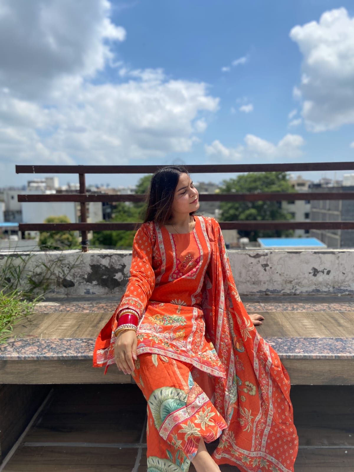 Beautiful Full Sleeves Designer Suit TT003