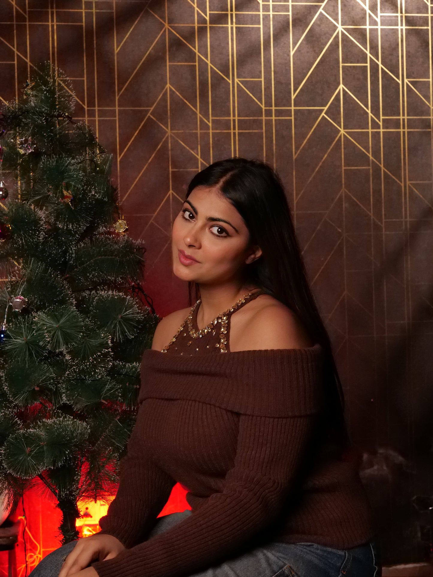 Elegant Off Shoulder Top TTO107