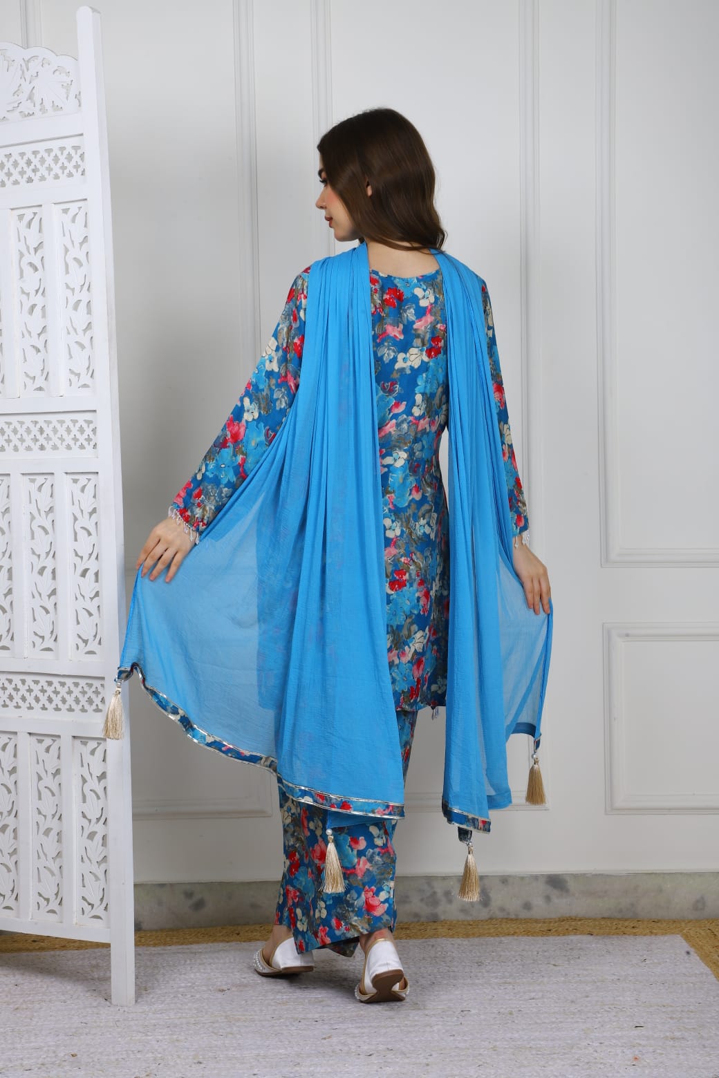 Farshi Salwar Suit Set TT041