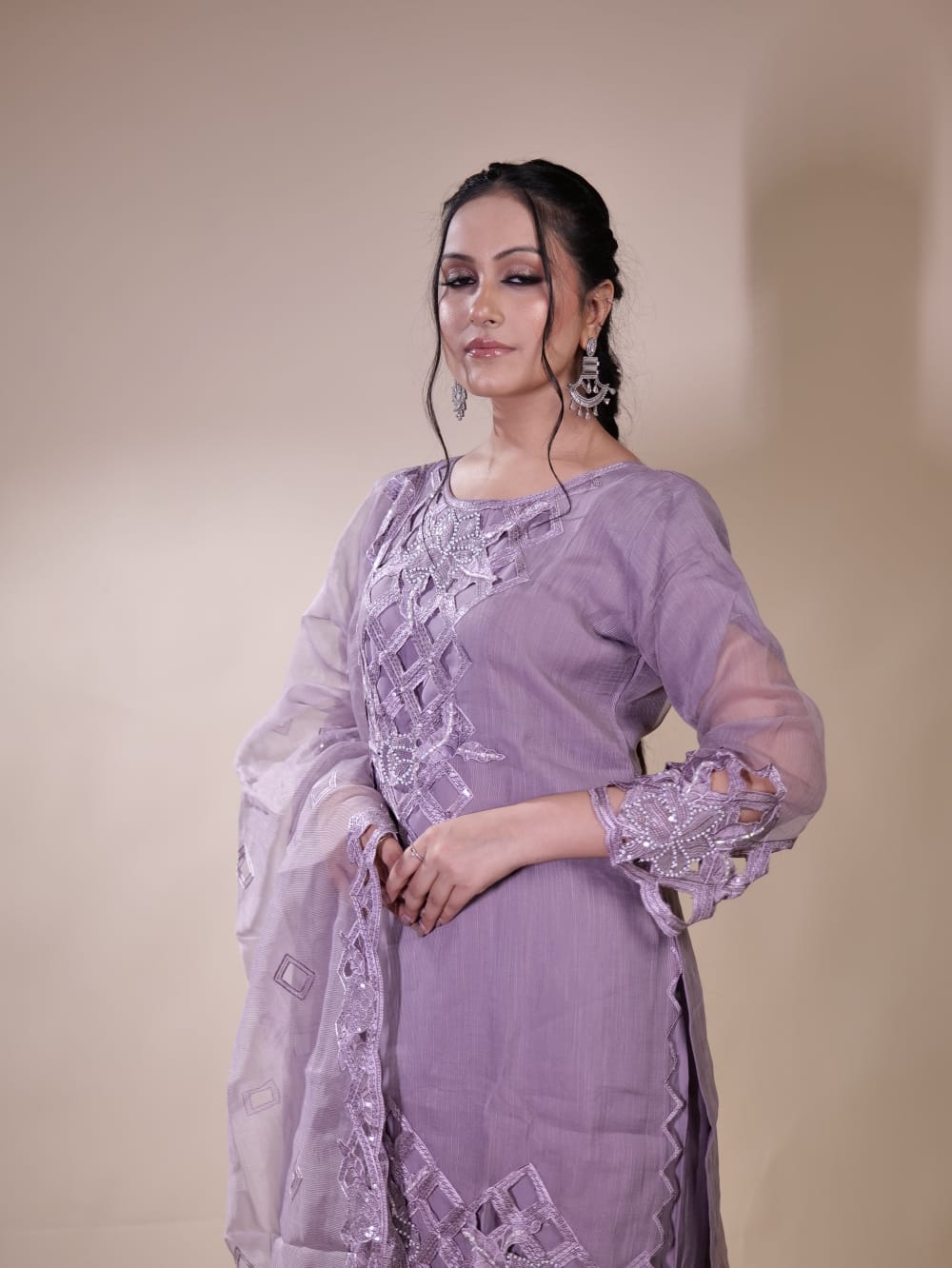Traditional Embroidered Kurta Ensemble TT048