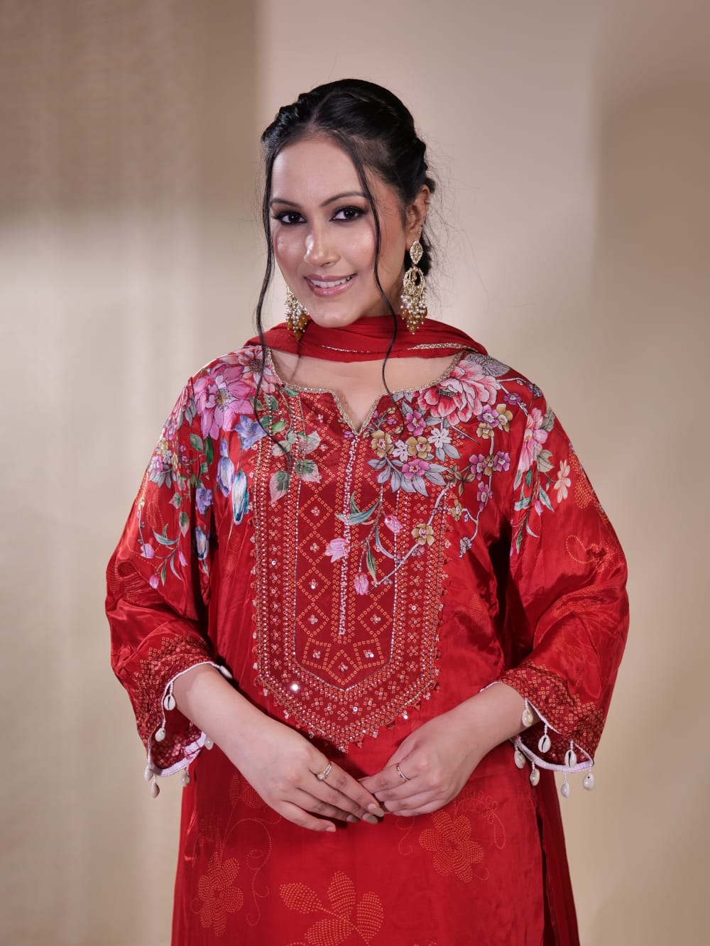 A Timeless Classic for Festive Occasions TT051