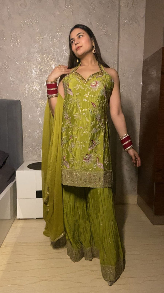 Elegant Green Festive Attire TT052