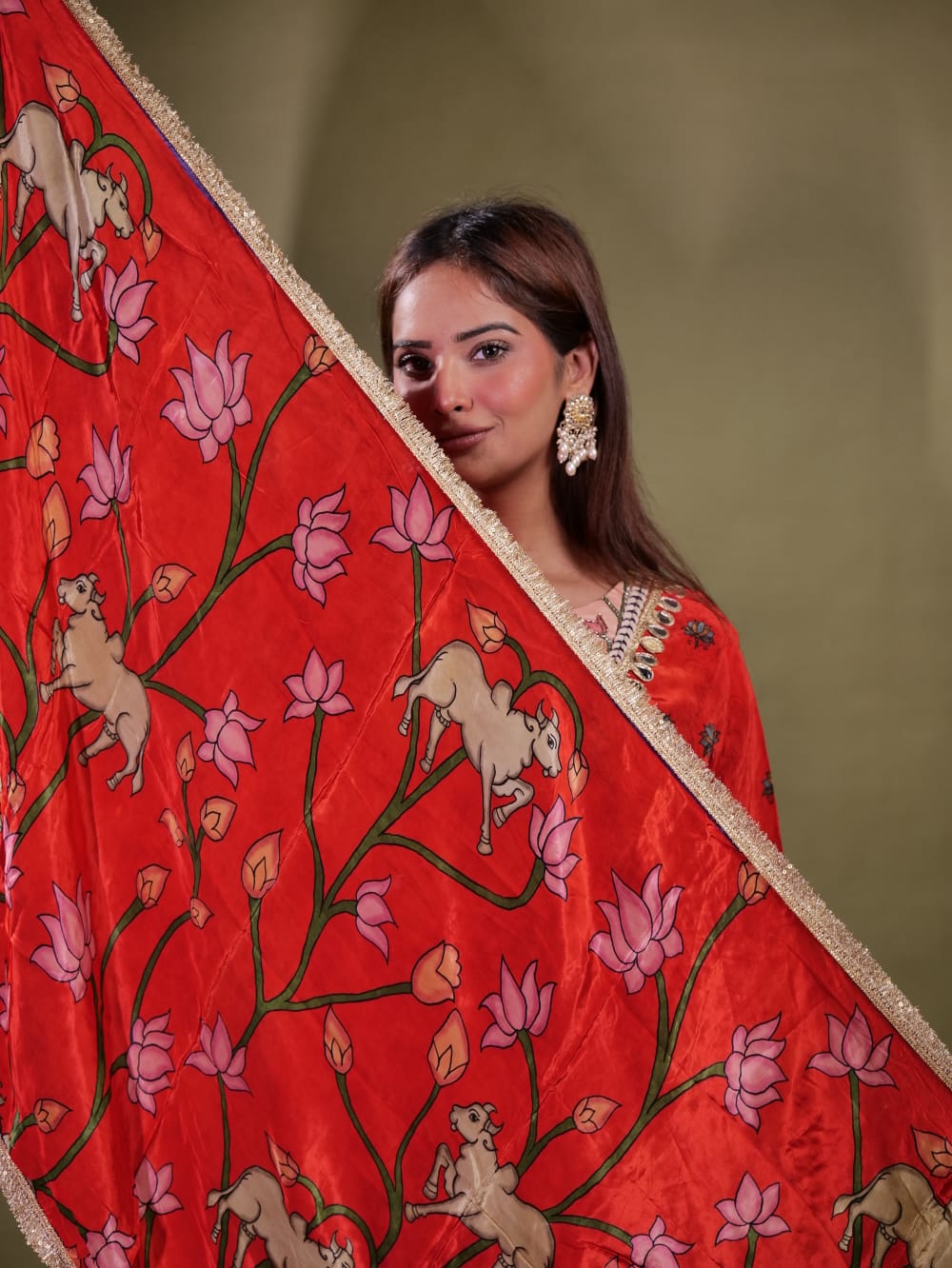 Stunning Print Suit With Neck Work TT055