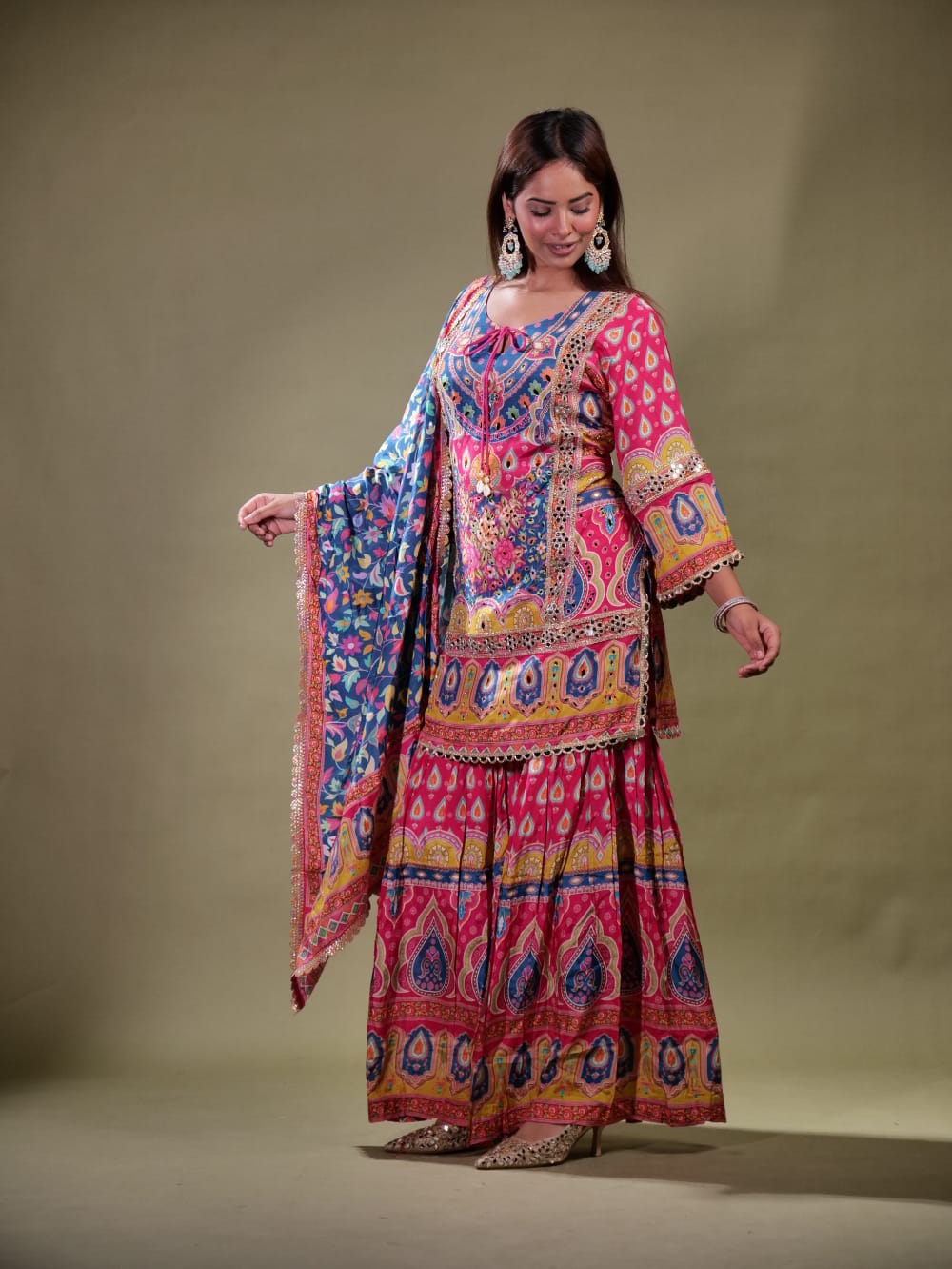 Stunning Color Full Pattern Print Suit TT057