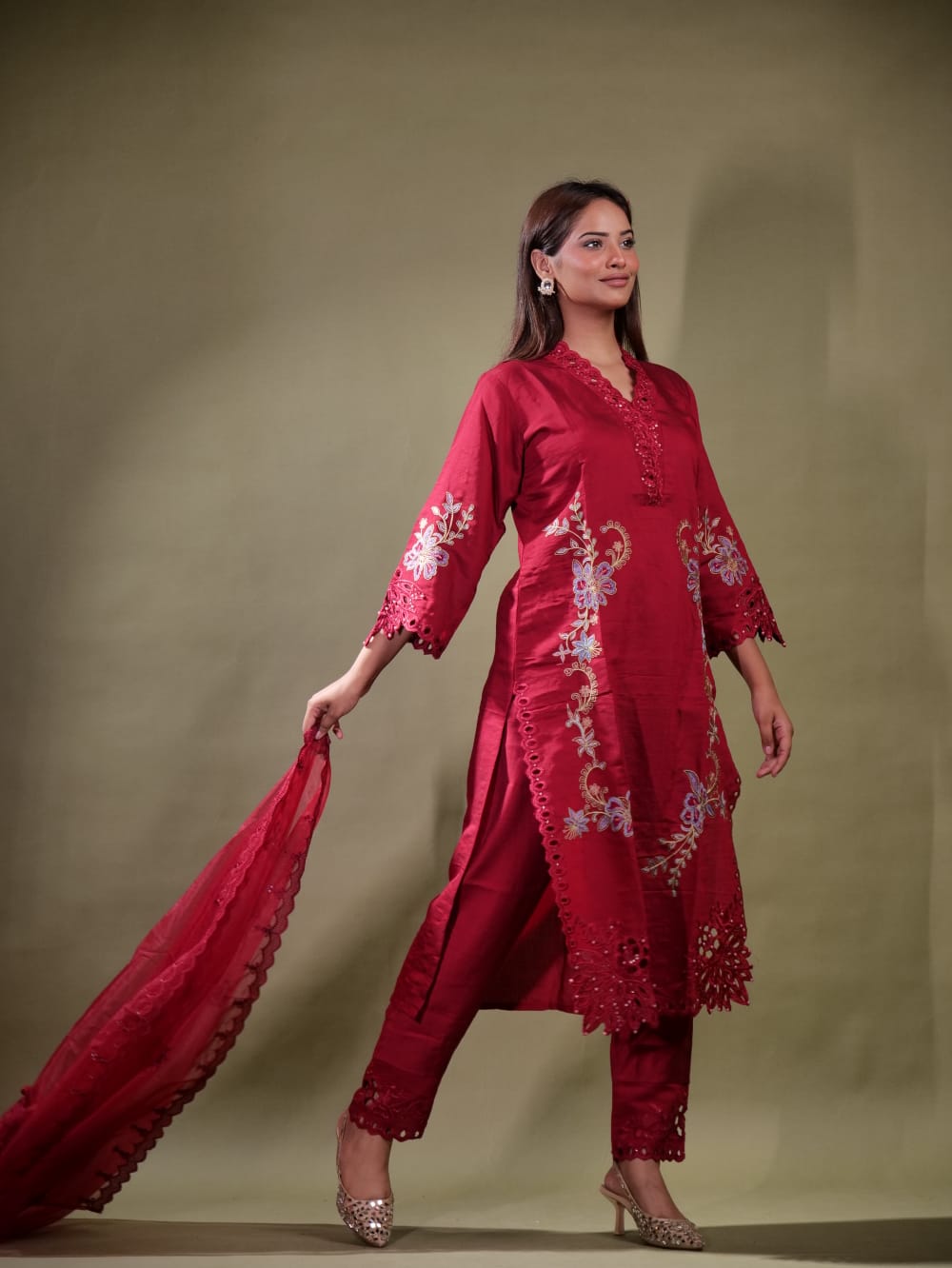 Stunning Pakistani Suit Set TT061