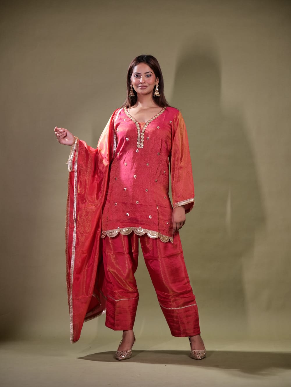 Stunning Pant Suit With Lace Work TT063