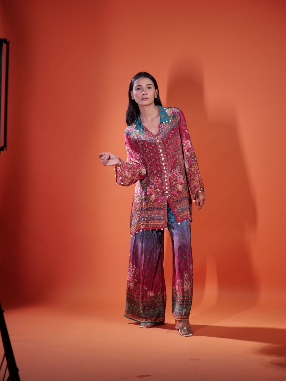 Elegant Coord Set With V Neck TT076