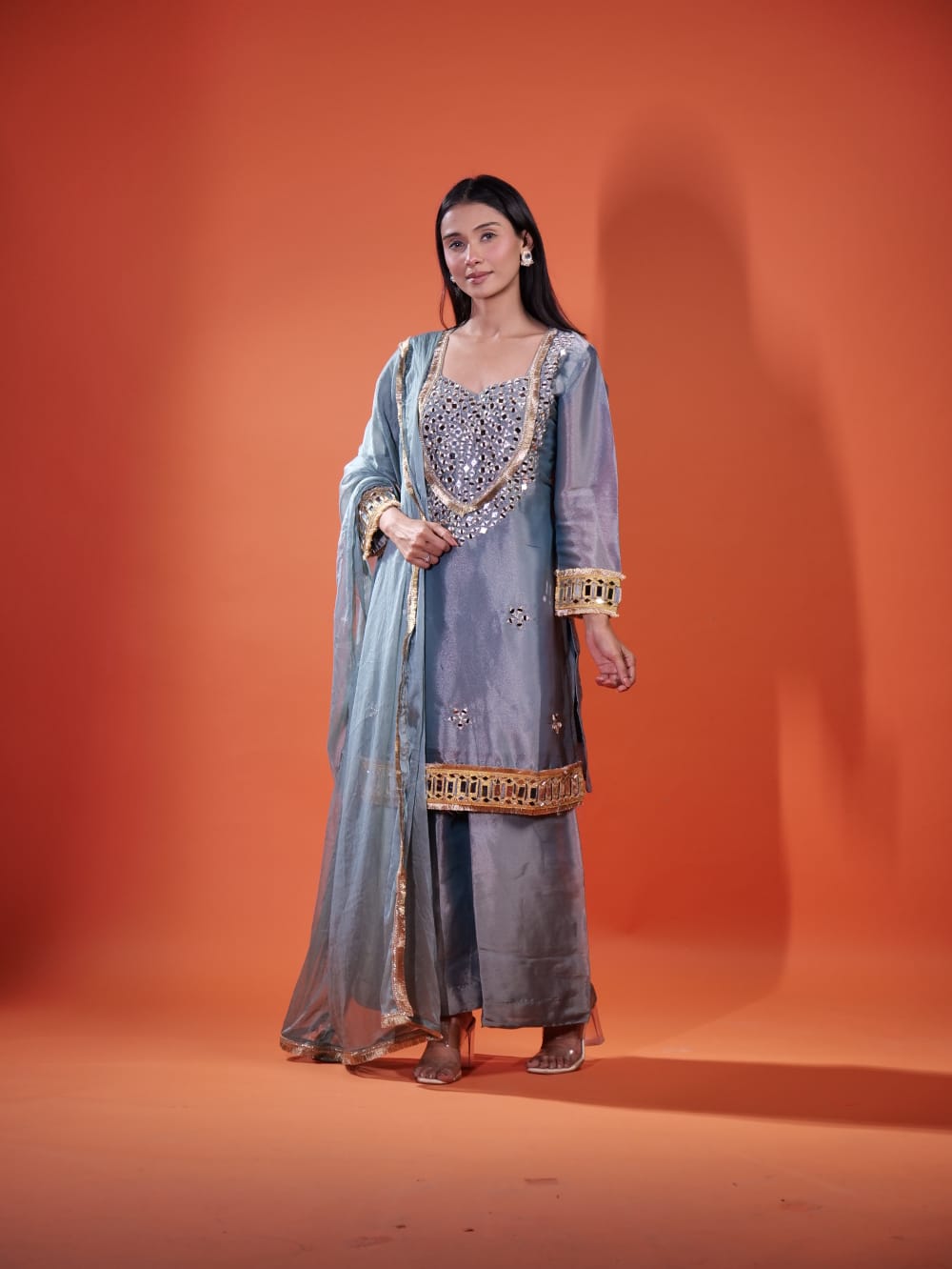 Elegant Suit With Lace Work TT074