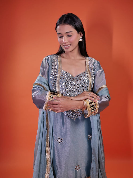 Elegant Suit With Lace Work TT074