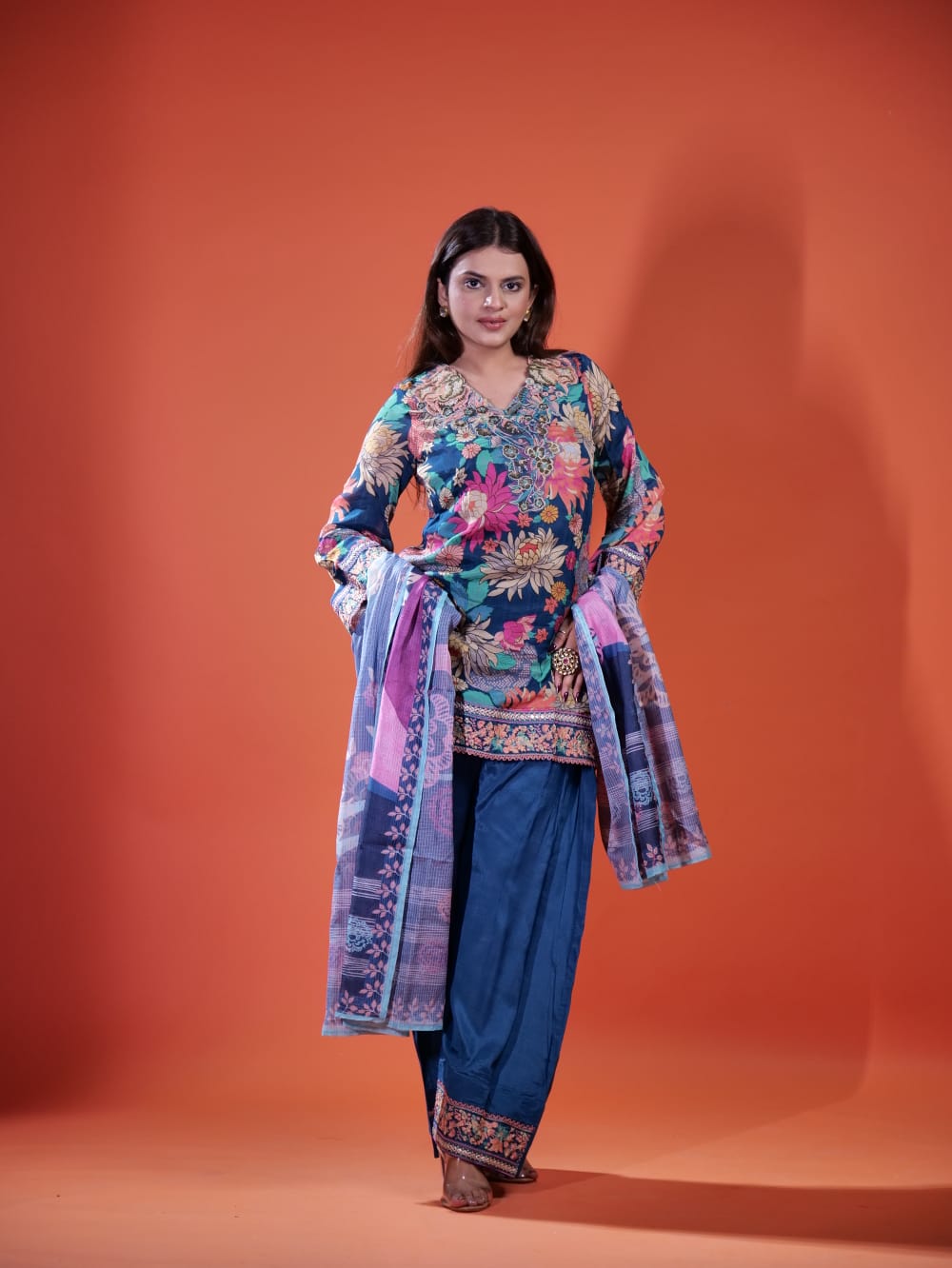 Beautiful Suit With Flower Work TT070