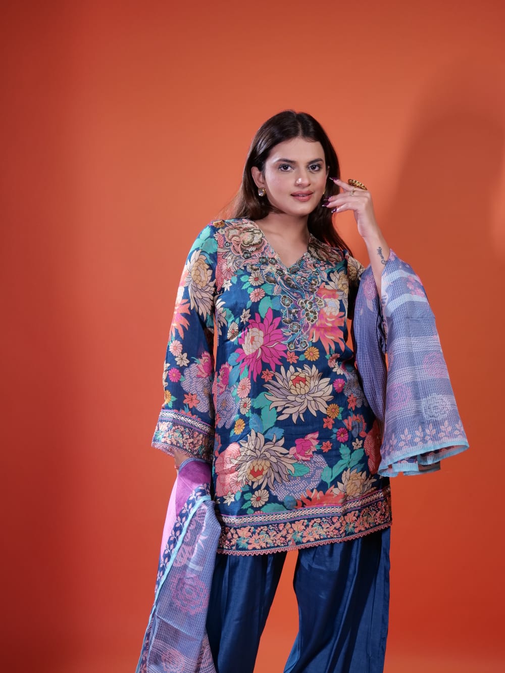 Beautiful Suit With Flower Work TT070