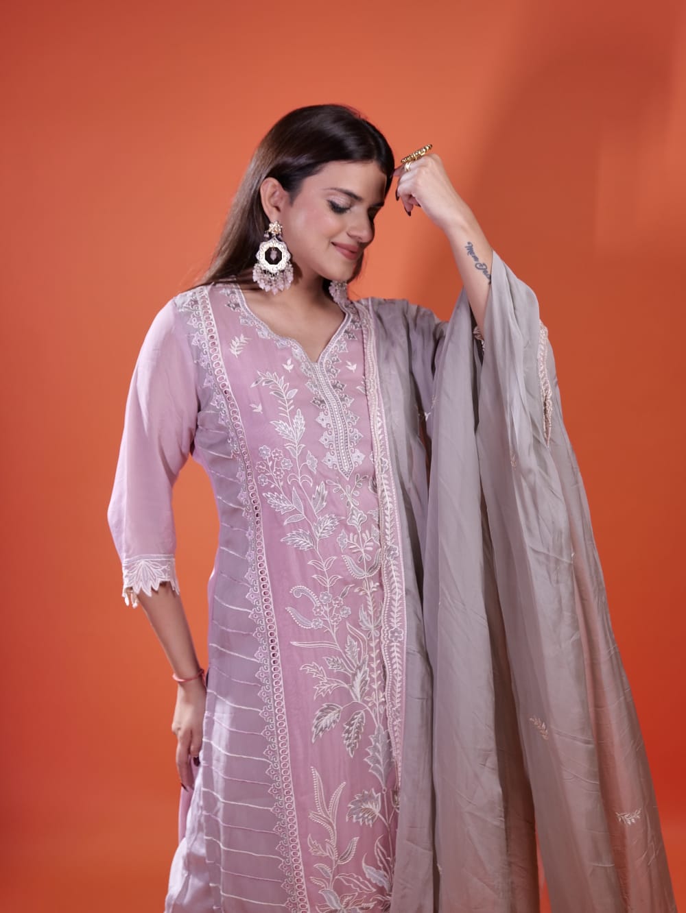 Beautiful Suit With Lace Work TT068