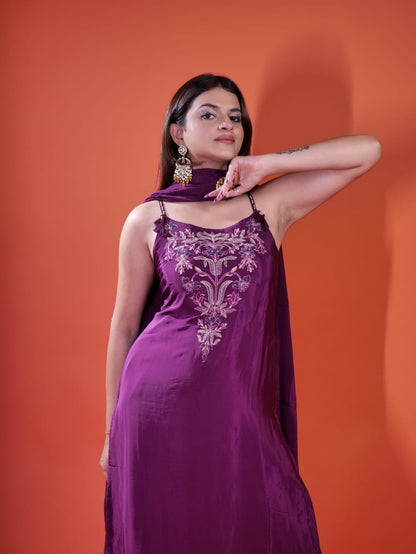 Elegant Long Suit TT067