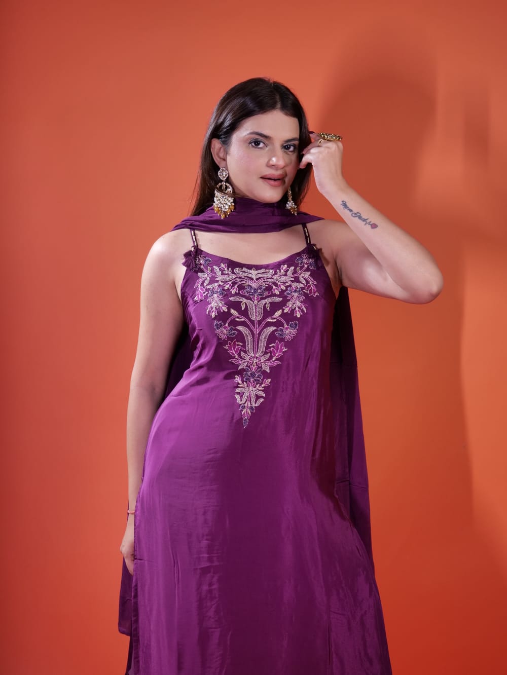 Elegant Long Suit TT067