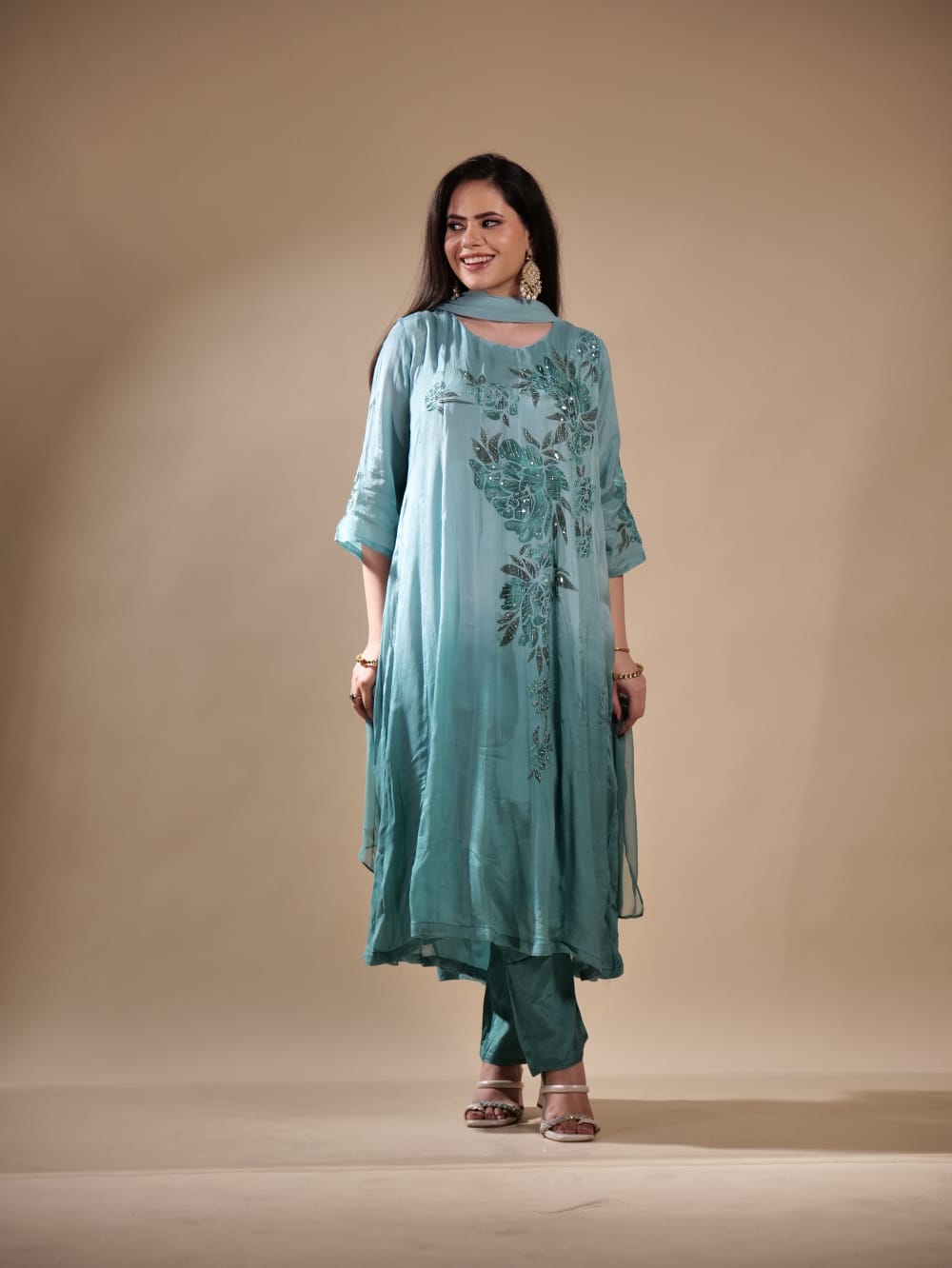 Beautiful Designer Suit TT079