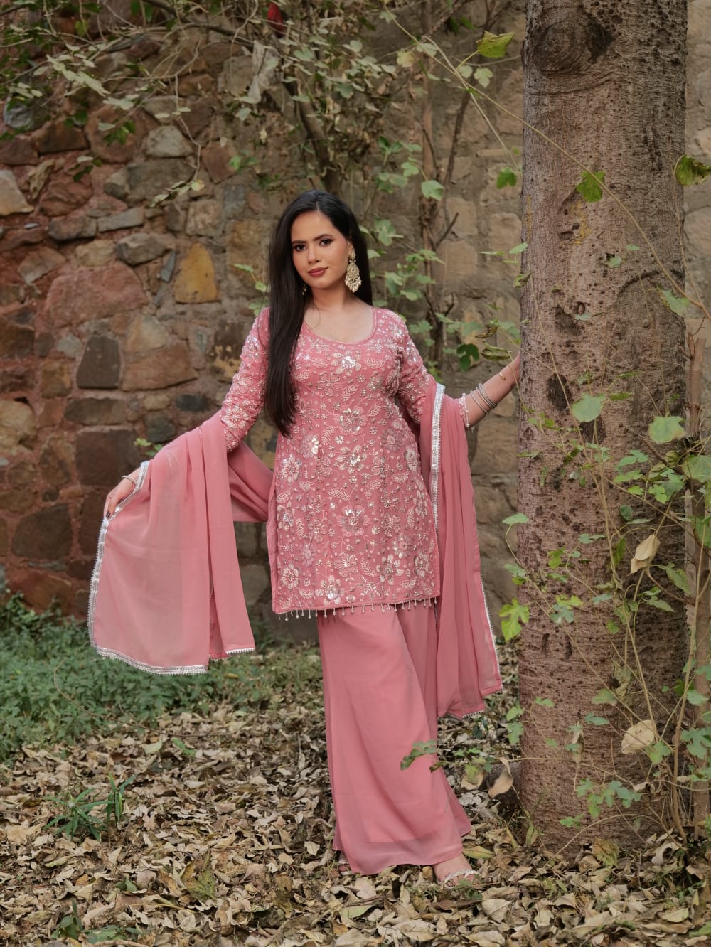 Elegant Suit With Flower Design TT083