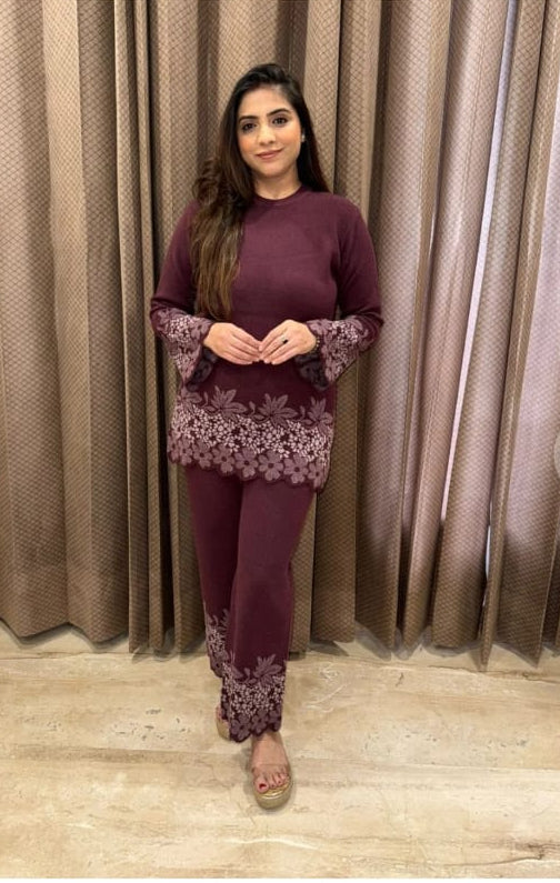 Beautiful Sweaters TT086