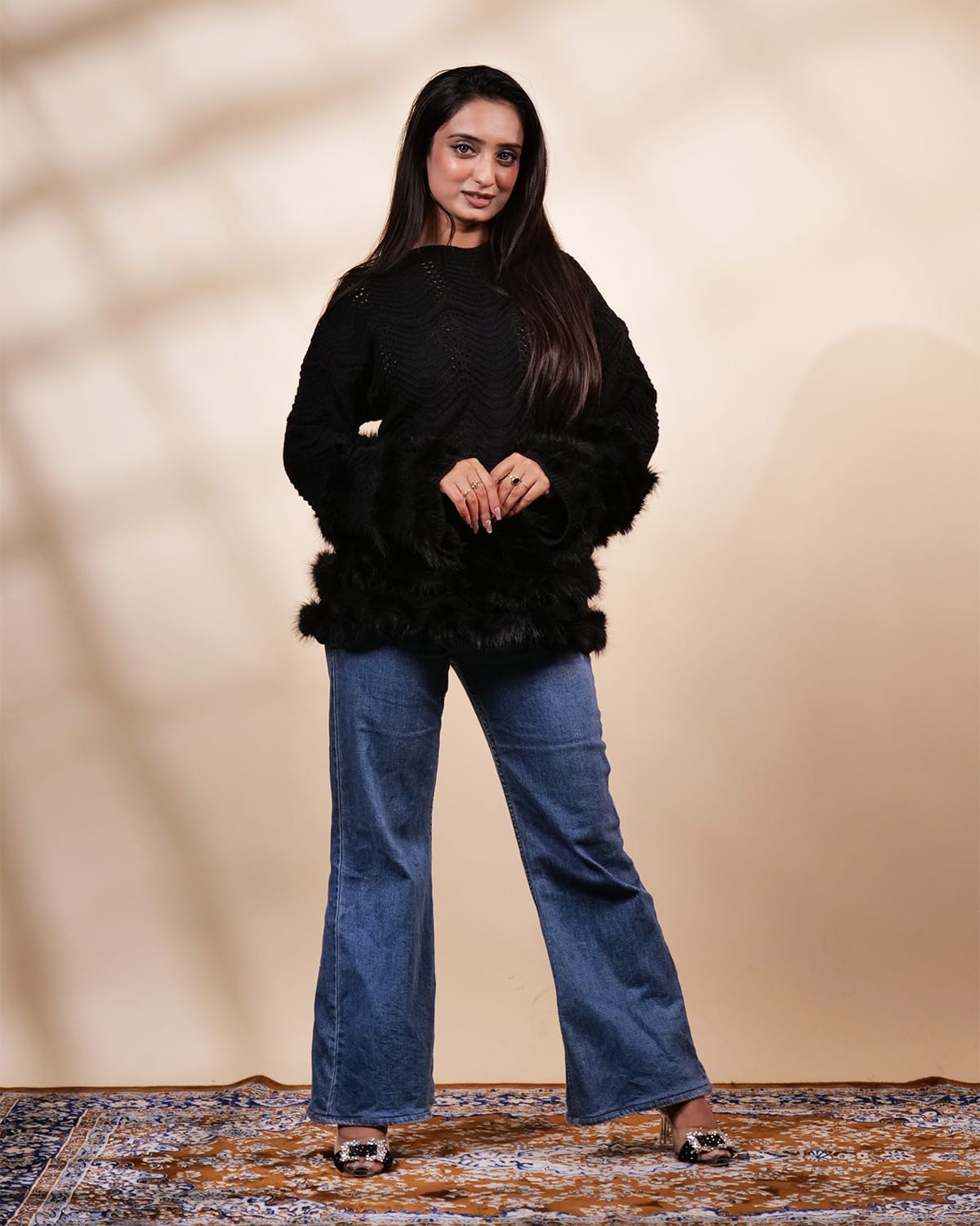 Elegant Black Sweater TT092