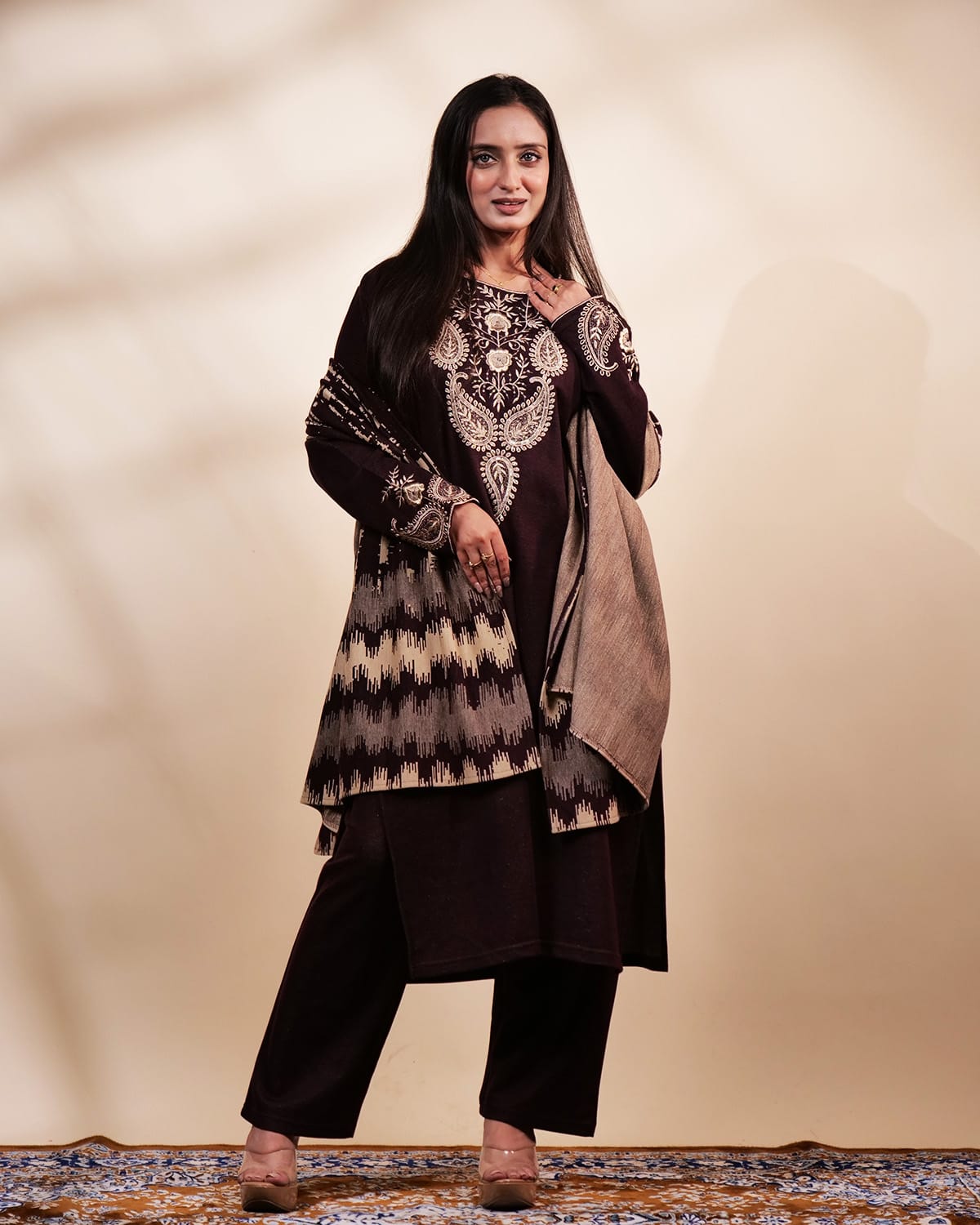 Elegant Three Piece Suit TT093