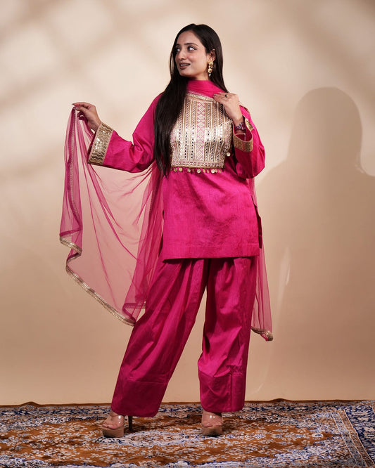 Beautiful Suit Set TT094