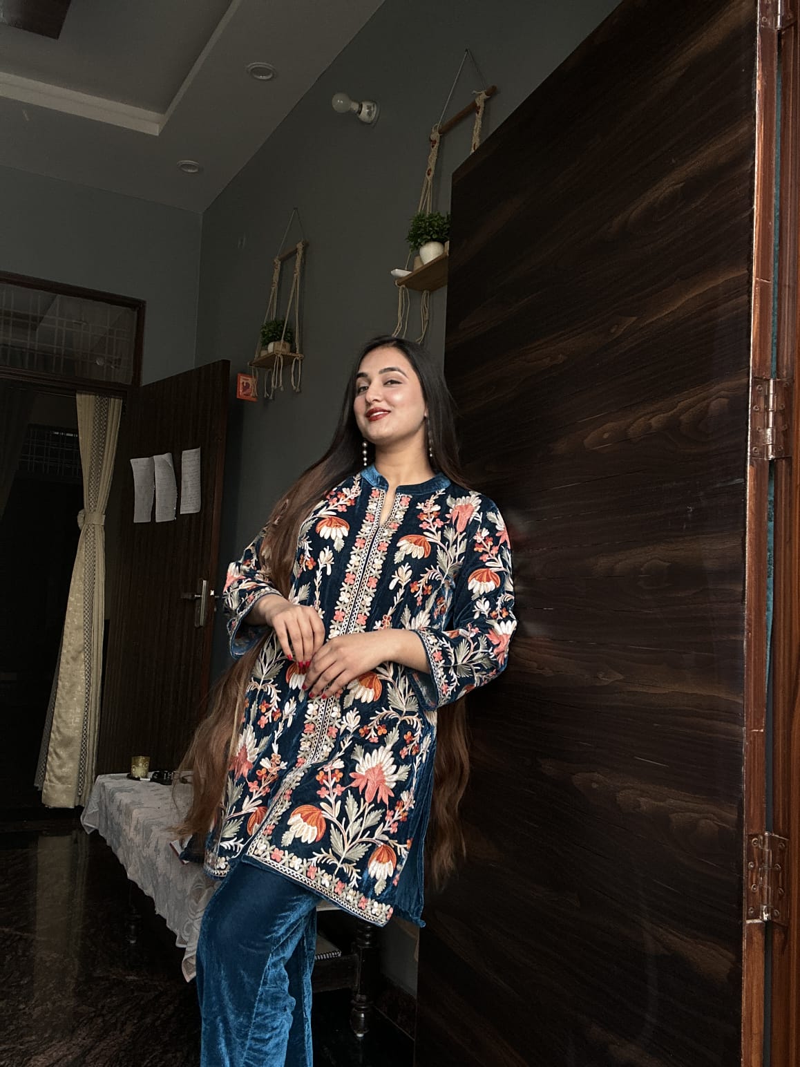 Elegant Velvet Kashmiri Kadai Co-ord Set TT125