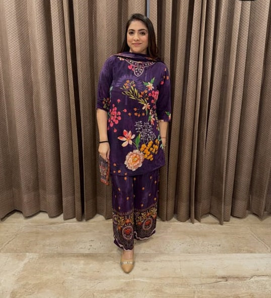 Beautiful Floral Print Crepe Suit TT135
