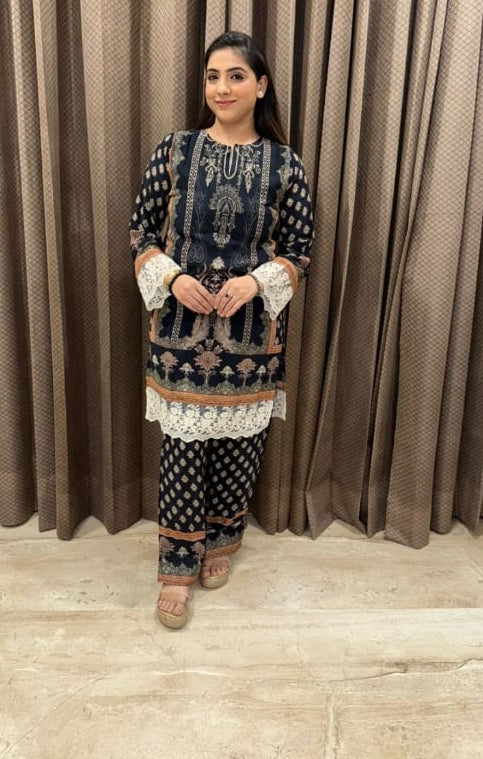 Beautiful Pattern Print Suit TT149