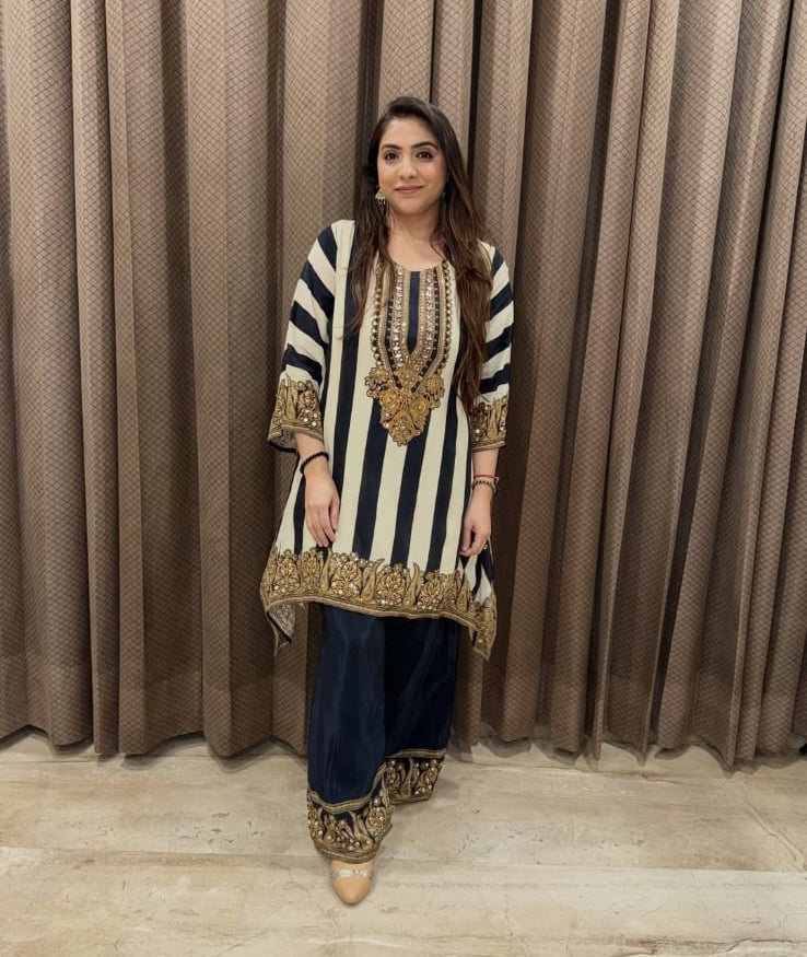 Beautiful Designer Crepe Suit TT156