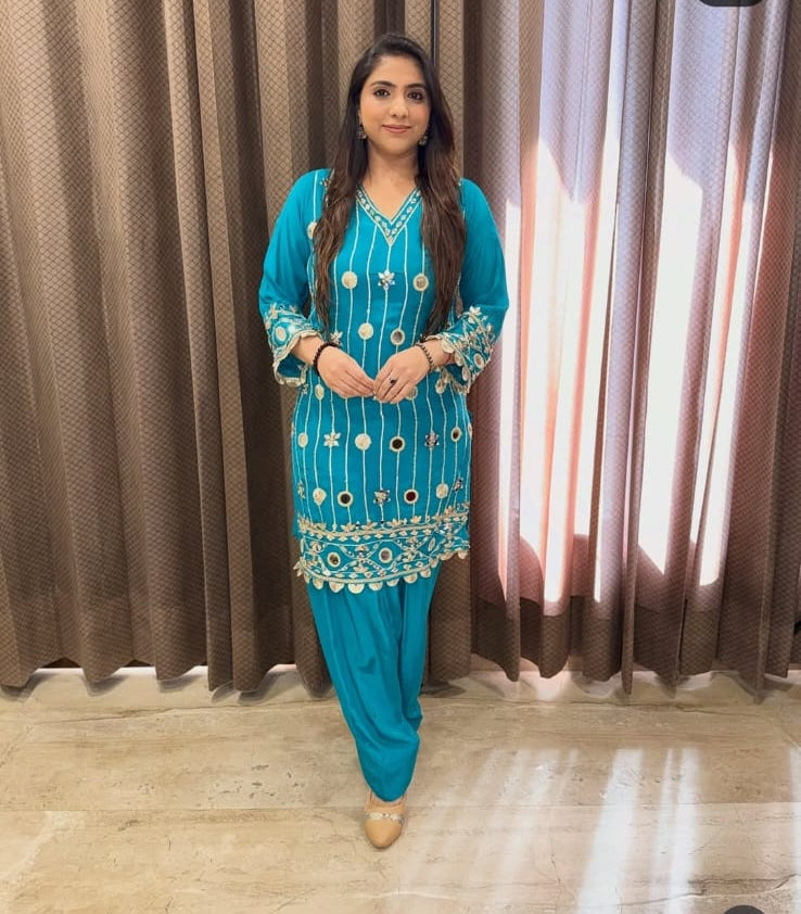 Beautiful Suit With Mirror Work TT167